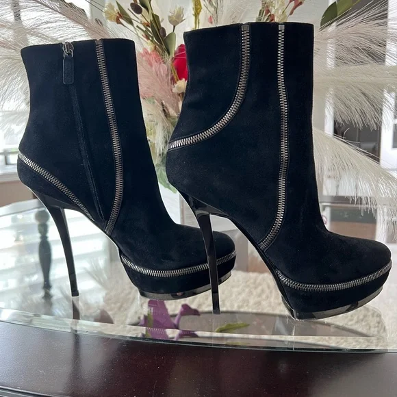 Gucci Boots - Picture 1 of 4